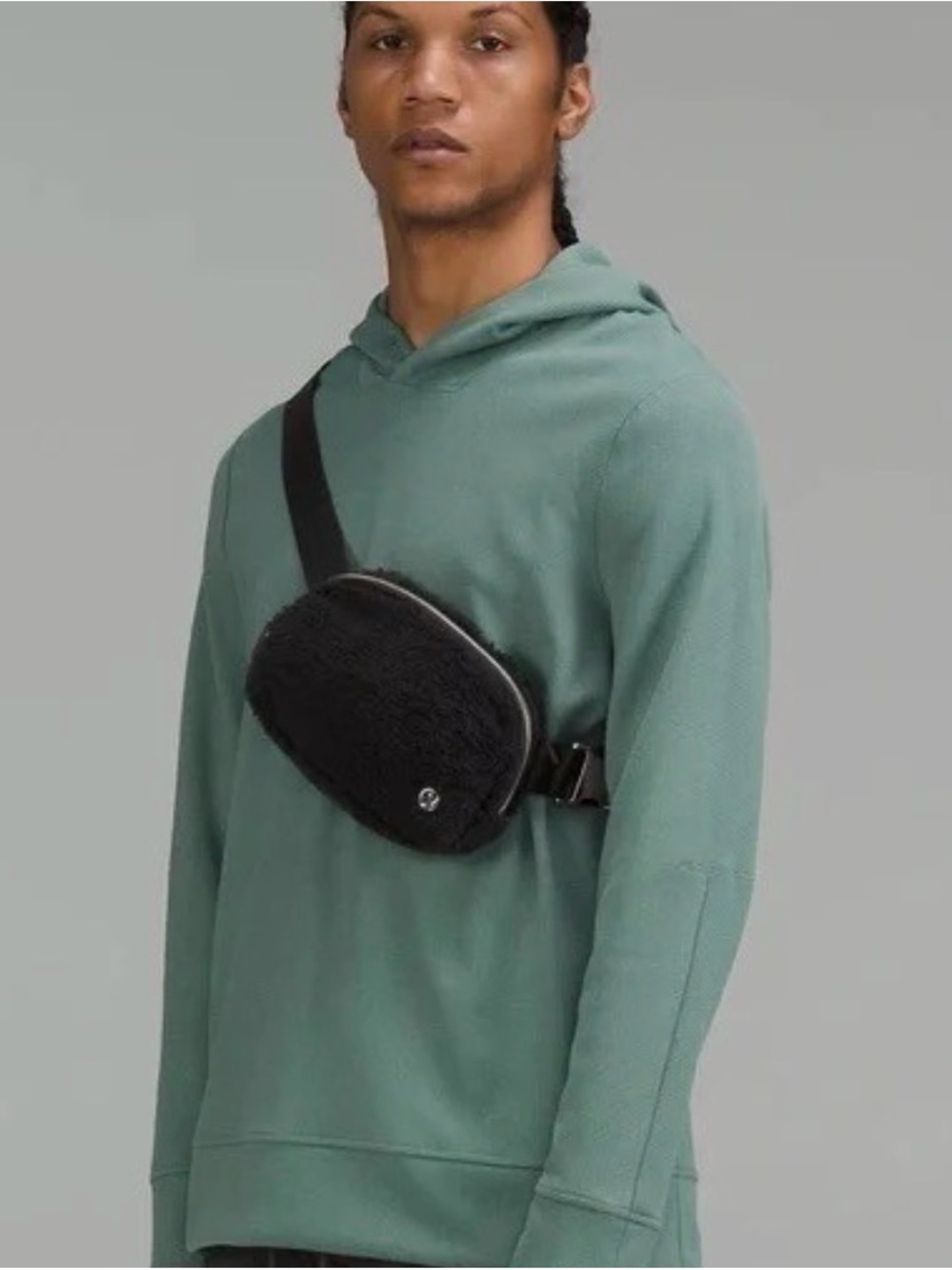 [LULULEMON] Black Sherpa Everywhere Belt Bag